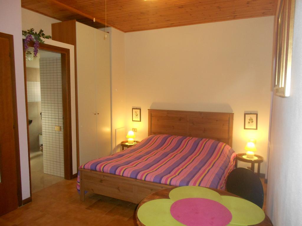 I Vigneti Bed & Breakfast Salionze ห้อง รูปภาพ